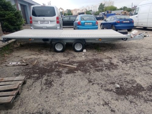 e7a5b47b-d3d8-4942-8f09-763602b72ef8